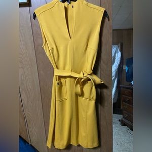 A mod Tommy Hilfiger dress